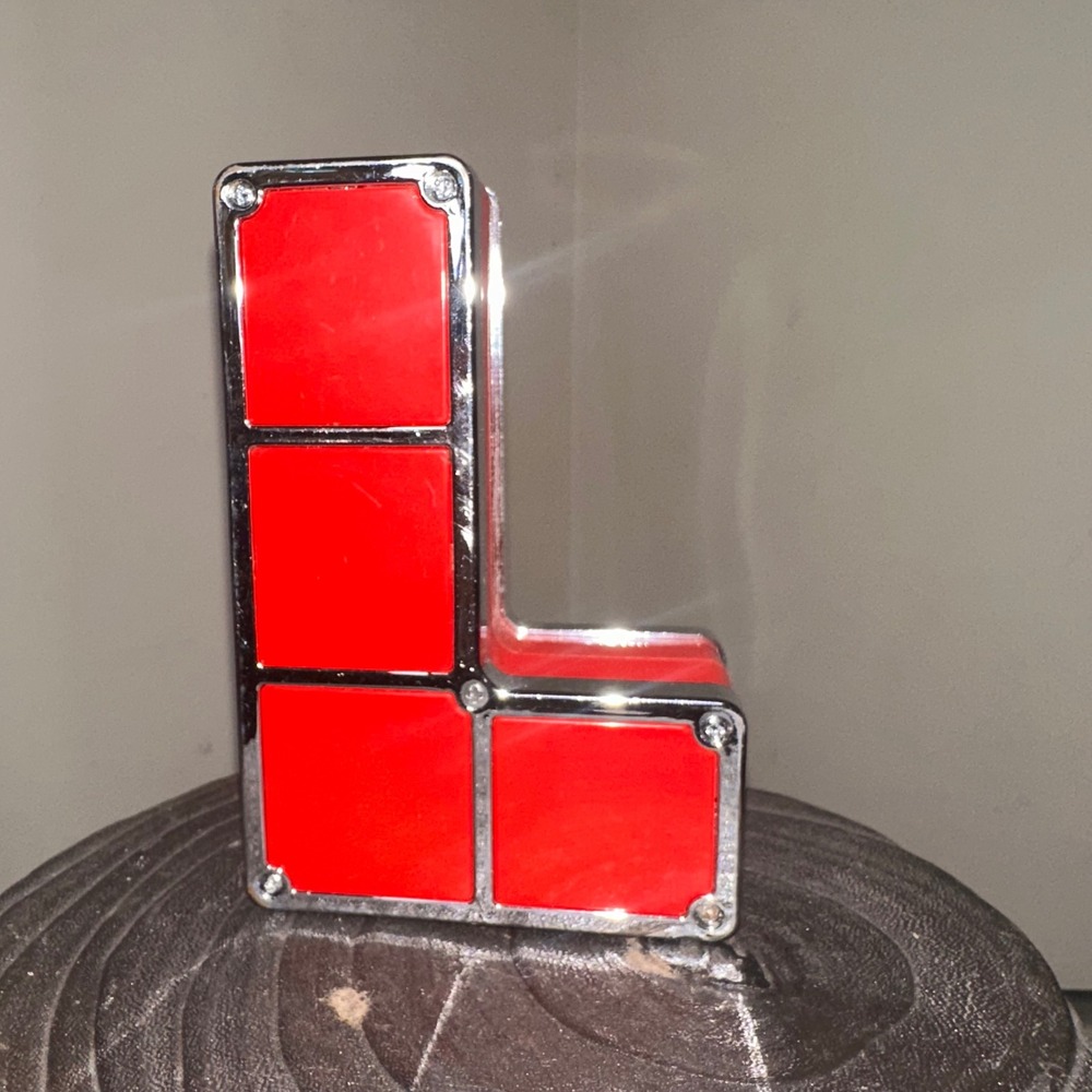 Tetris red L plastic figurine
